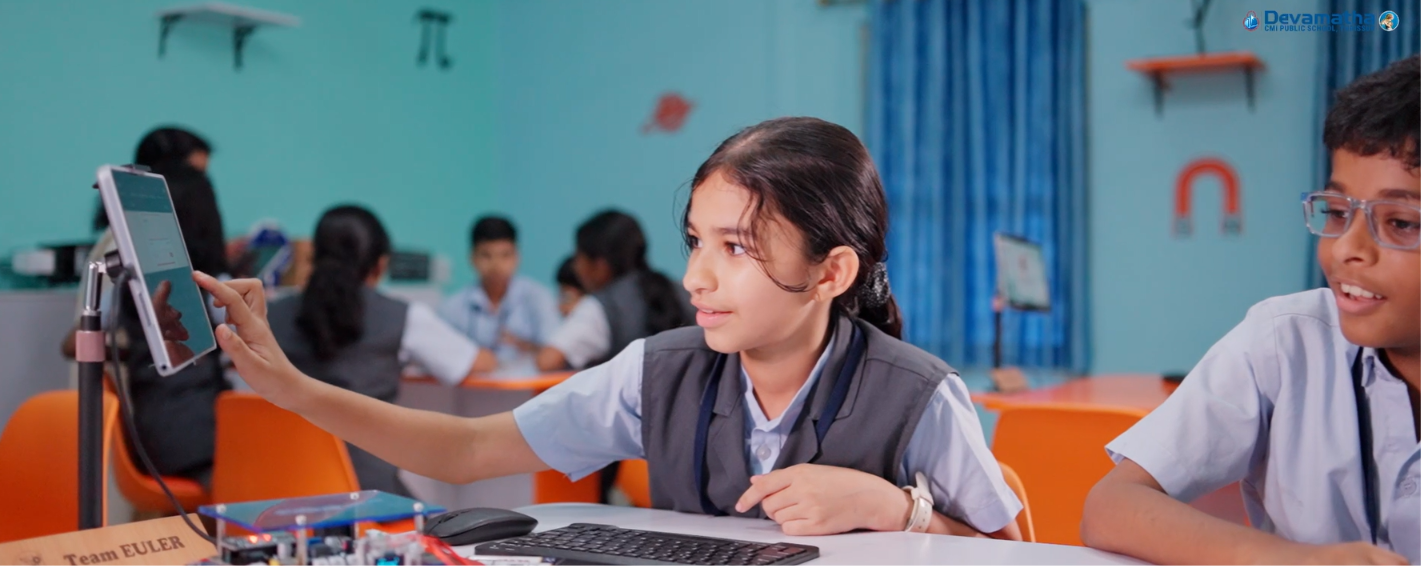 Students using technology for collaborative learning