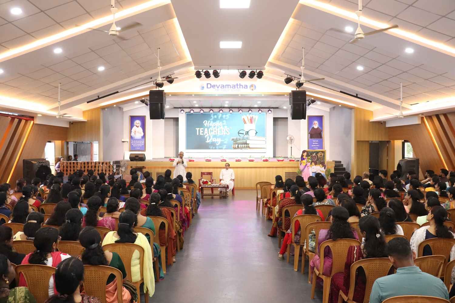 Teachers' Day Celebrated with Enthusiasm at Devamatha