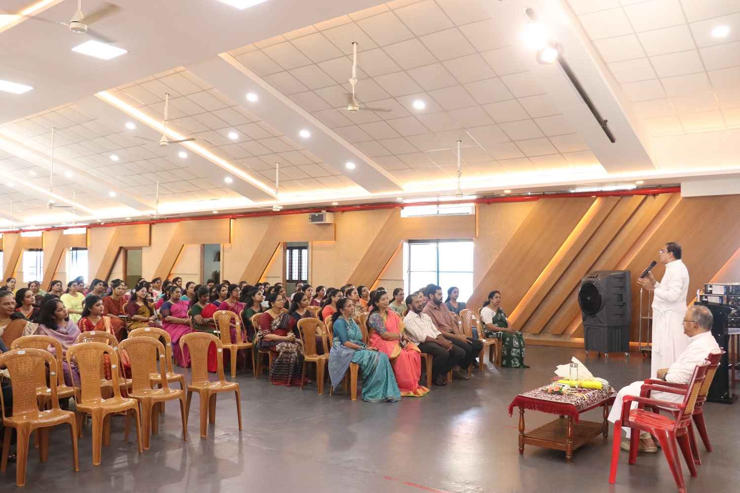 Teachers' Day Celebrated with Enthusiasm at Devamatha